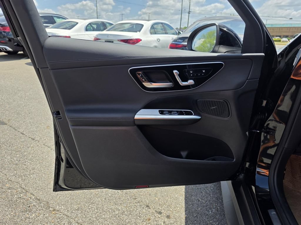 Certified 2026 Mercedes-Benz GLC 300 image 11
