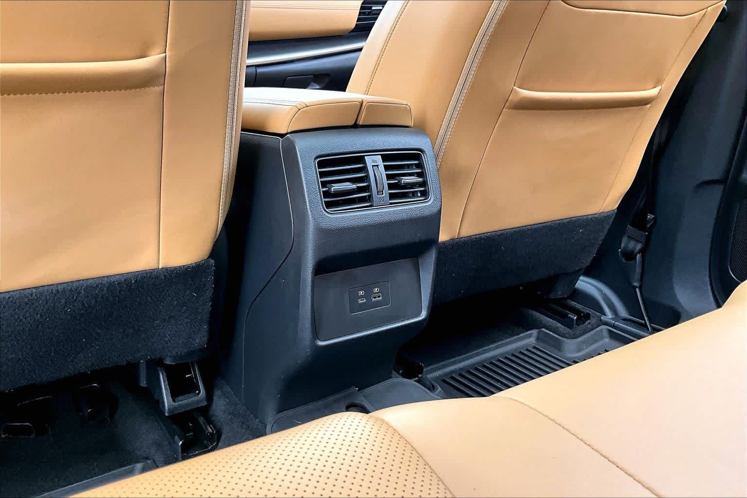 Used 2023 Nissan Rogue Platinum FWD image 34