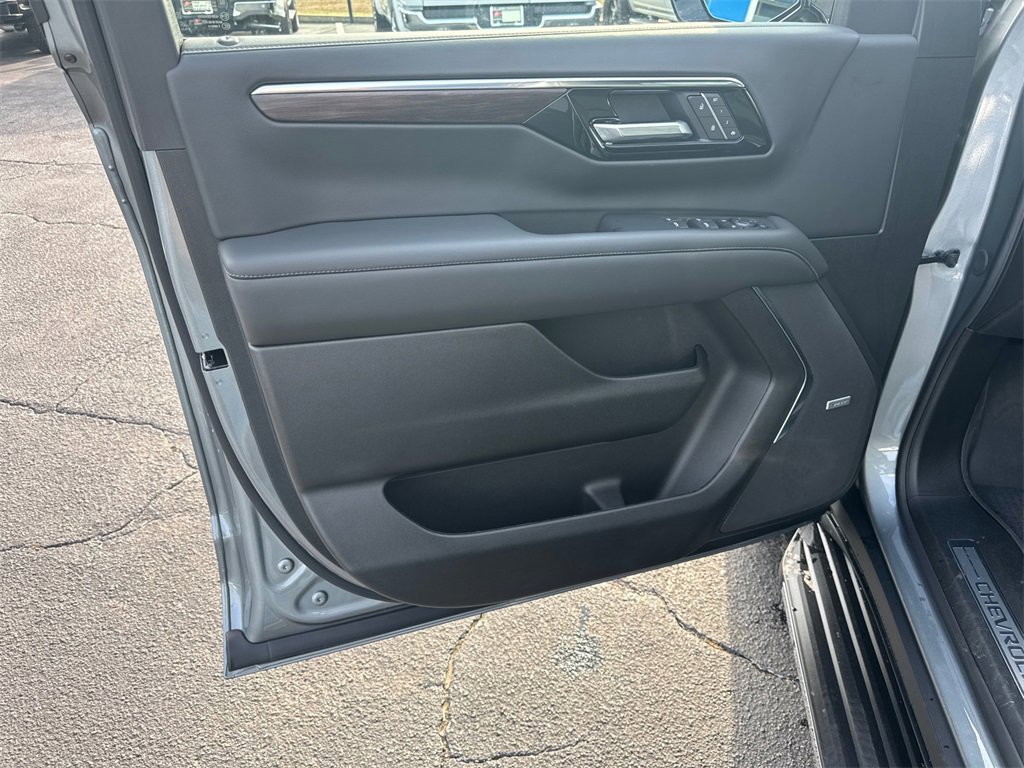 New 2026 Chevrolet Tahoe LT w/ Comfort Package image 11