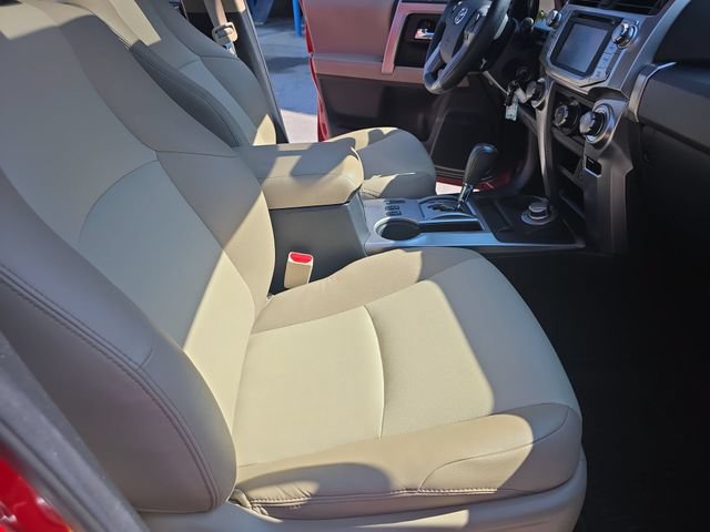 Used 2017 Toyota 4Runner SR5 Premium AWD/4WD image 11