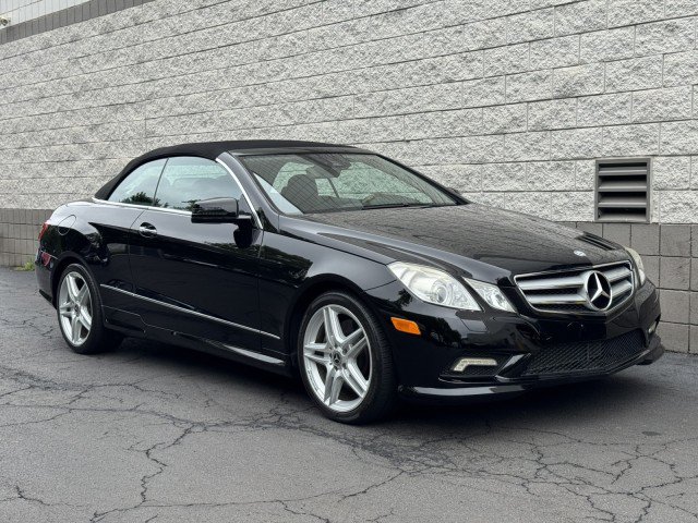 Used 2011 Mercedes-Benz E 550 Cabriolet image 18