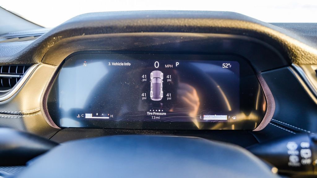 New 2025 Jeep Grand Cherokee Laredo X w/ Luxury Tech Group I image 24