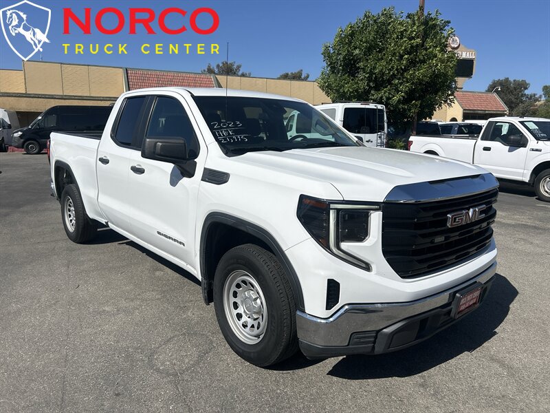 Used 2023 GMC Sierra 1500 Pro w/ Trailering Package RWD image 2