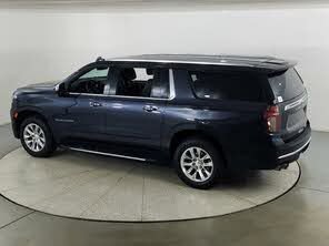 Used 2023 Chevrolet Suburban Premier image 8