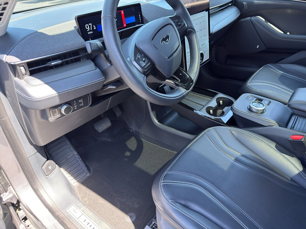 Used 2021 Ford Mustang Mach-E Premium image 15