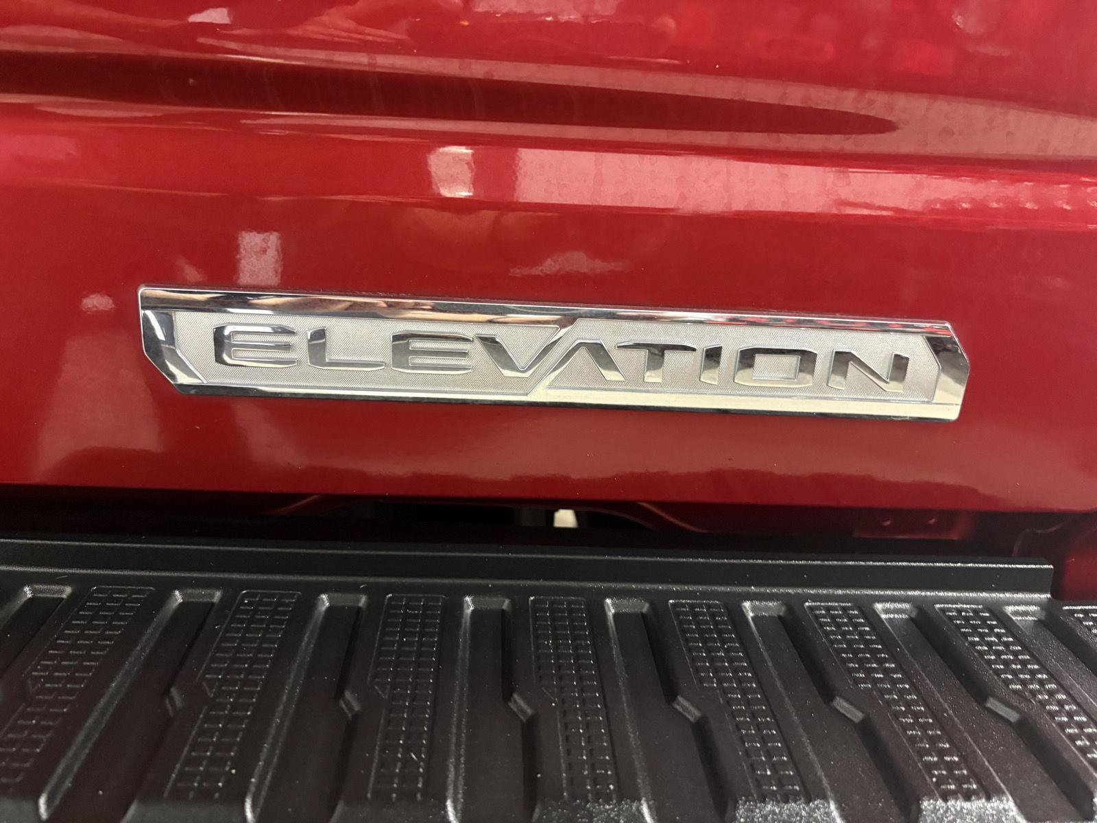 Used 2022 GMC Sierra 1500 Elevation w/ Driver Alert Package I AWD/4WD image 34