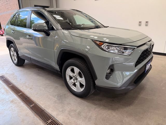 Used 2020 Toyota RAV4 XLE w/ Convenience Package AWD/4WD video 2