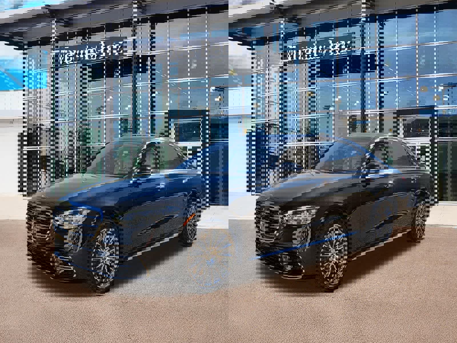 New 2026 Mercedes-Benz S 500 4MATIC video 1