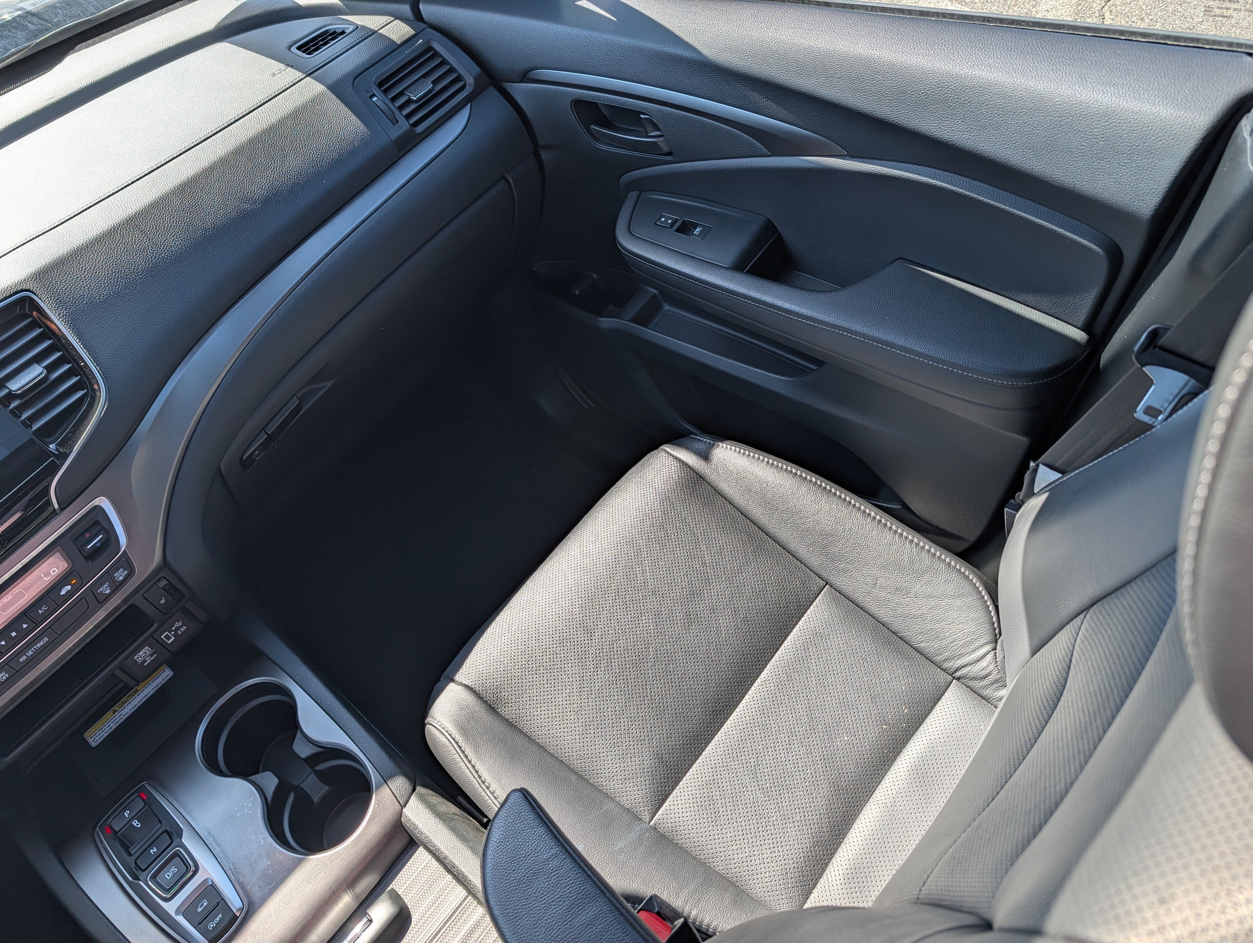 Used 2023 Honda Passport EX-L image 11