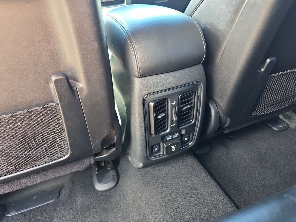 Used 2020 Jeep Grand Cherokee SRT AWD/4WD image 27