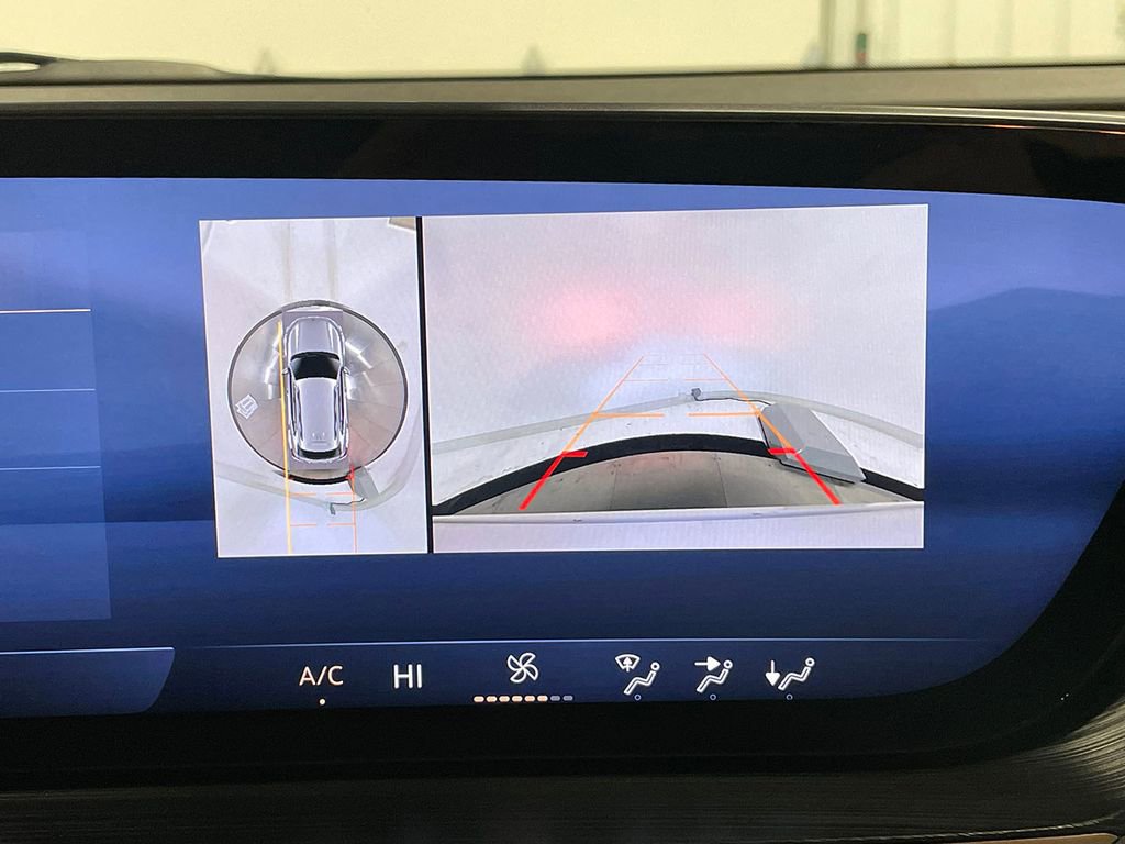 Used 2025 Buick Envision Sport Touring image 4
