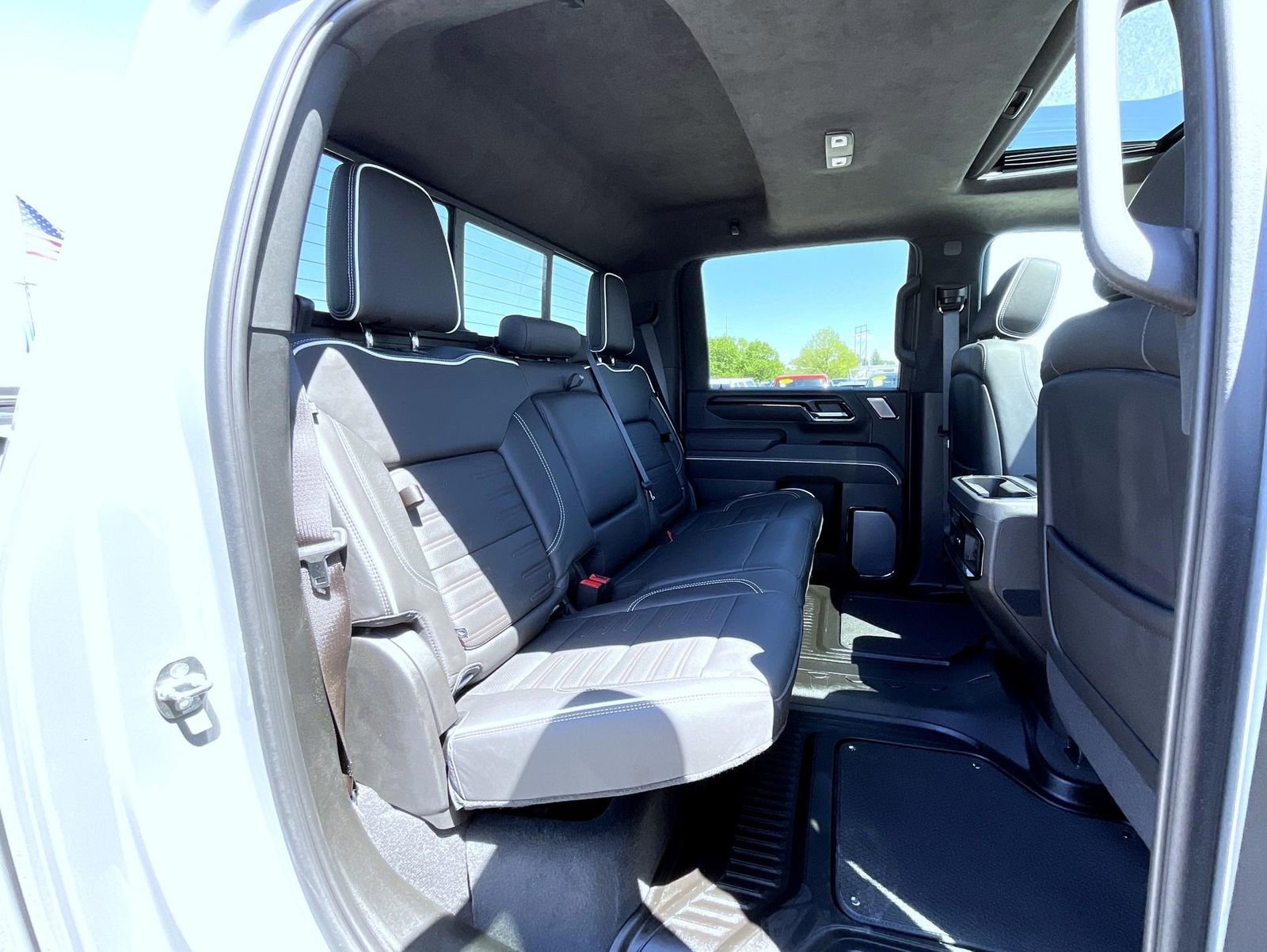 Certified 2024 GMC Sierra 2500 AT4X AWD/4WD image 18