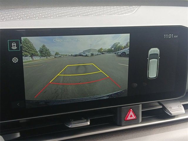 New 2026 Kia Carnival EX image 17