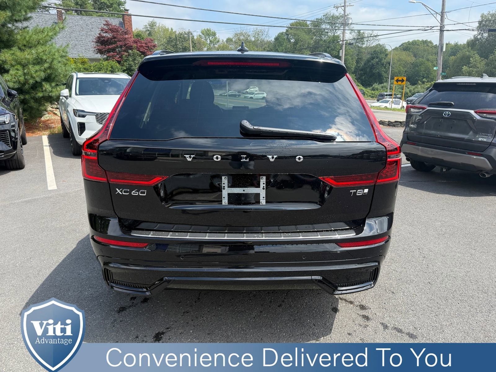 New 2026 Volvo XC60 T8 Ultra w/ Protection Package Premier image 7