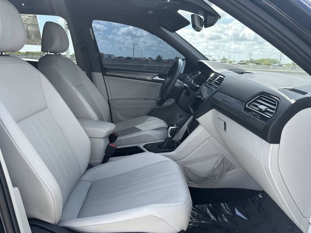 Used 2022 Volkswagen Tiguan SE R-Line image 30