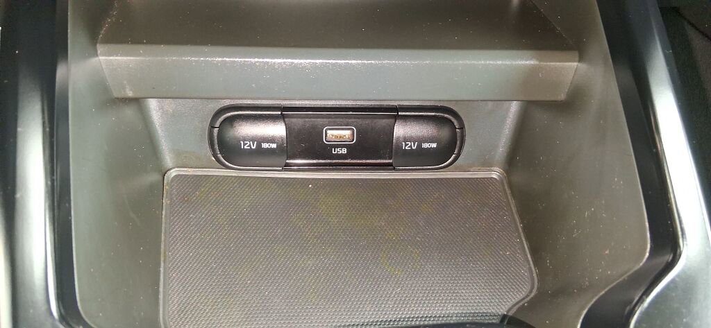 Used 2023 Kia Soul LX w/ Option Group 015 FWD image 27