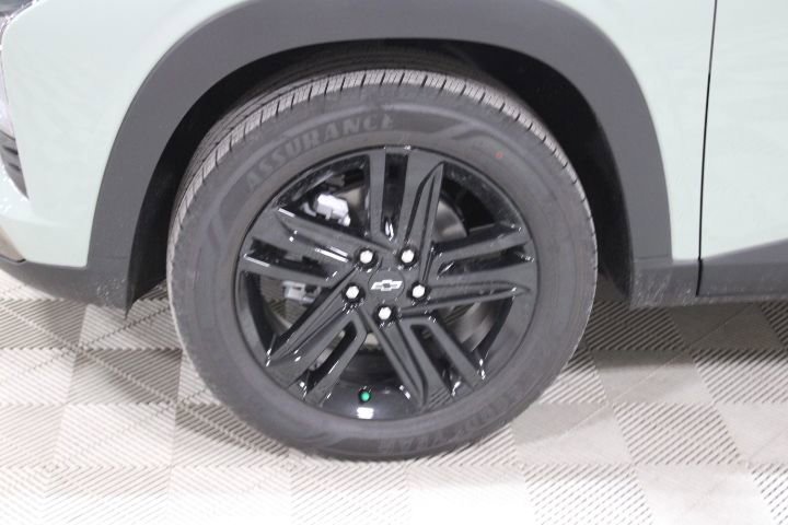 New 2026 Chevrolet Trax ACTIV w/ Driver Confidence Package FWD image 40