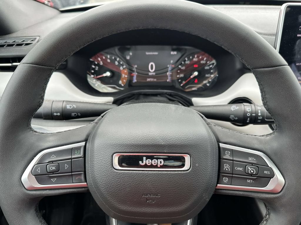 Used 2023 Jeep Compass Limited w/ Sun and Sound Group AWD/4WD image 22