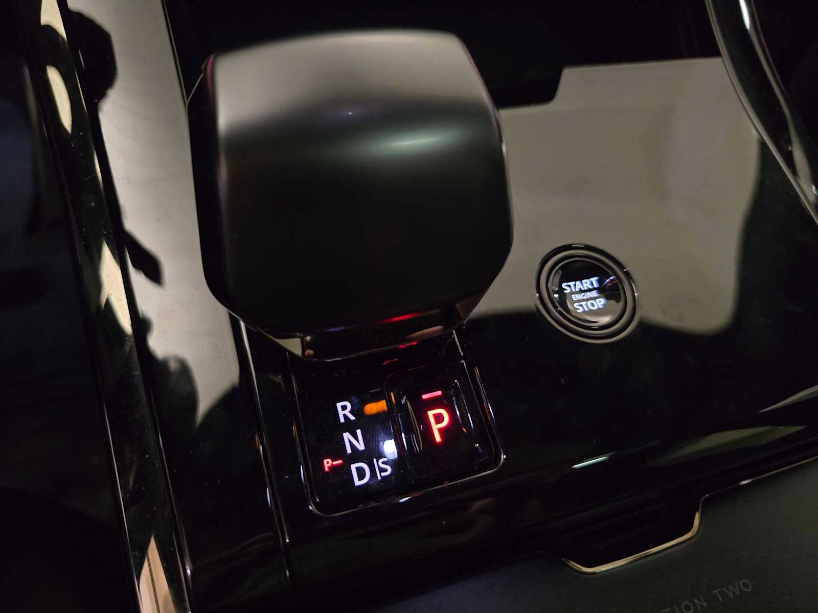 Used 2025 Land Rover Range Rover Sport SV Edition Two image 35