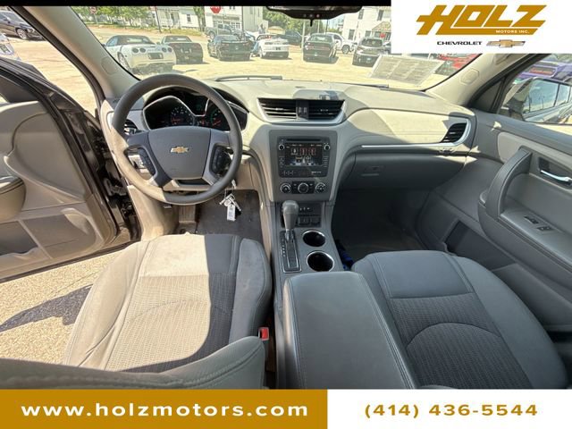 Used 2017 Chevrolet Traverse LS AWD/4WD image 18