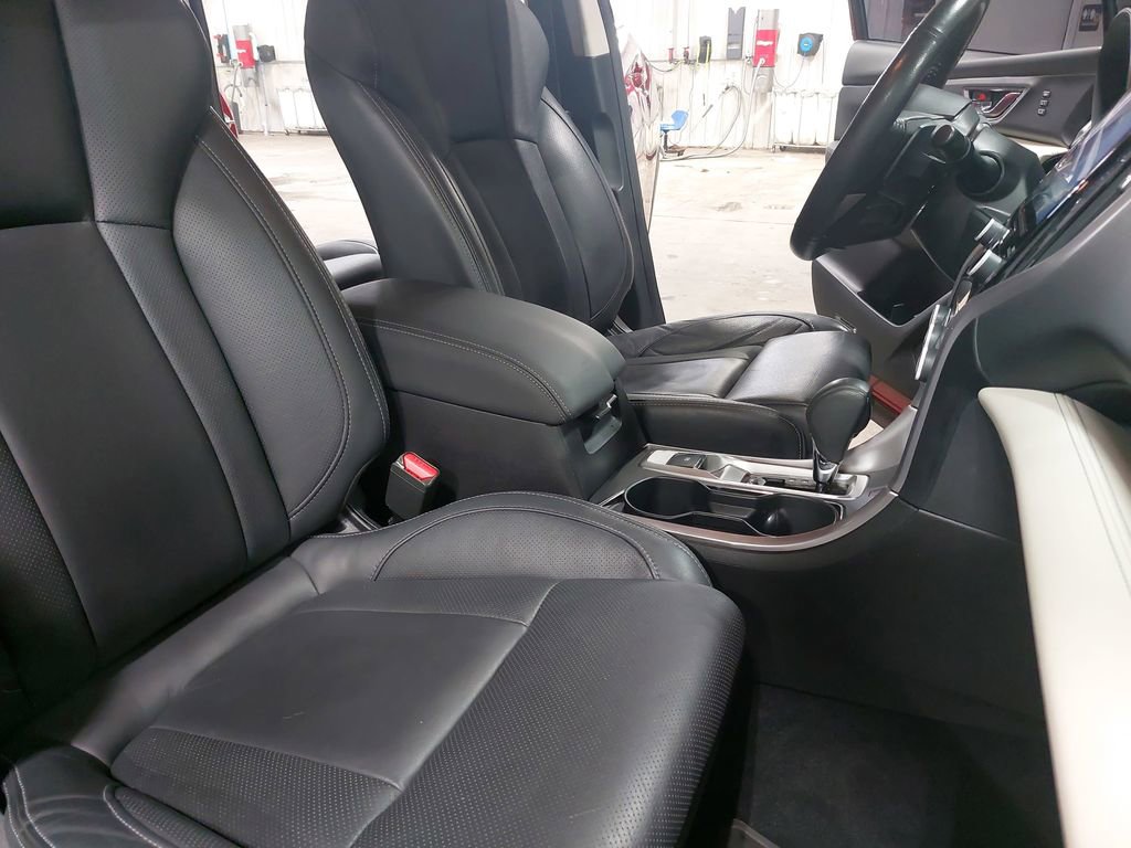 Used 2022 Subaru Ascent Limited w/ Technology Package image 10