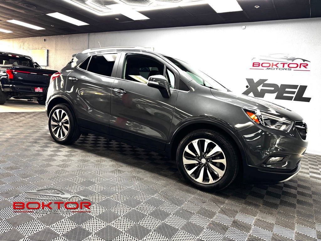 Used 2018 Buick Encore Essence FWD image 1