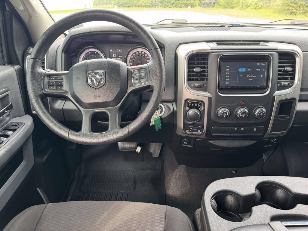 Used 2020 RAM 1500 Warlock AWD/4WD image 16