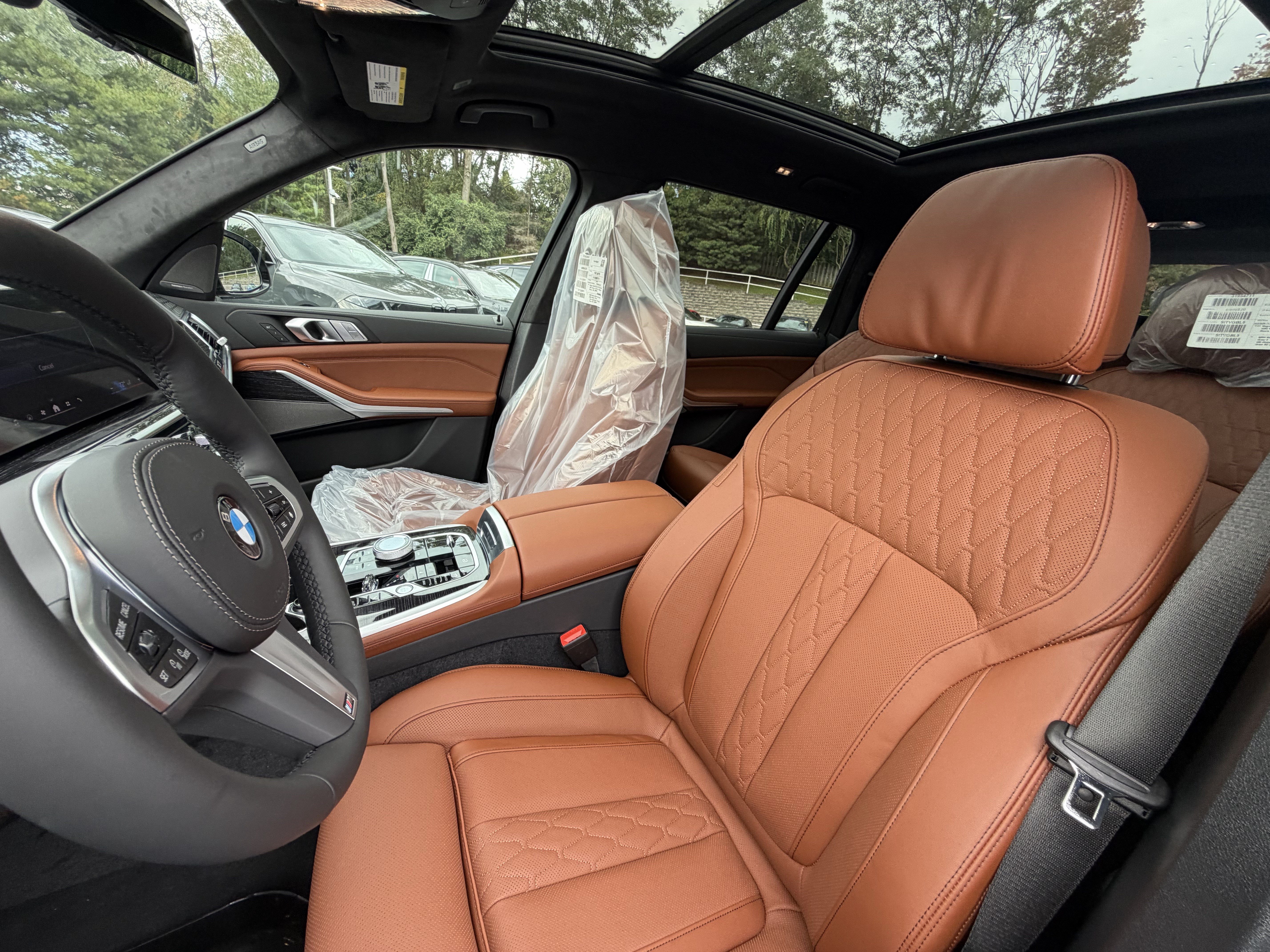 New 2027 BMW X7 xDrive40i w/ M Sport Package AWD/4WD image 9