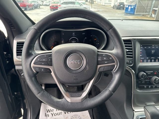 Used 2018 Jeep Grand Cherokee Laredo w/ Security & Convenience Group image 15