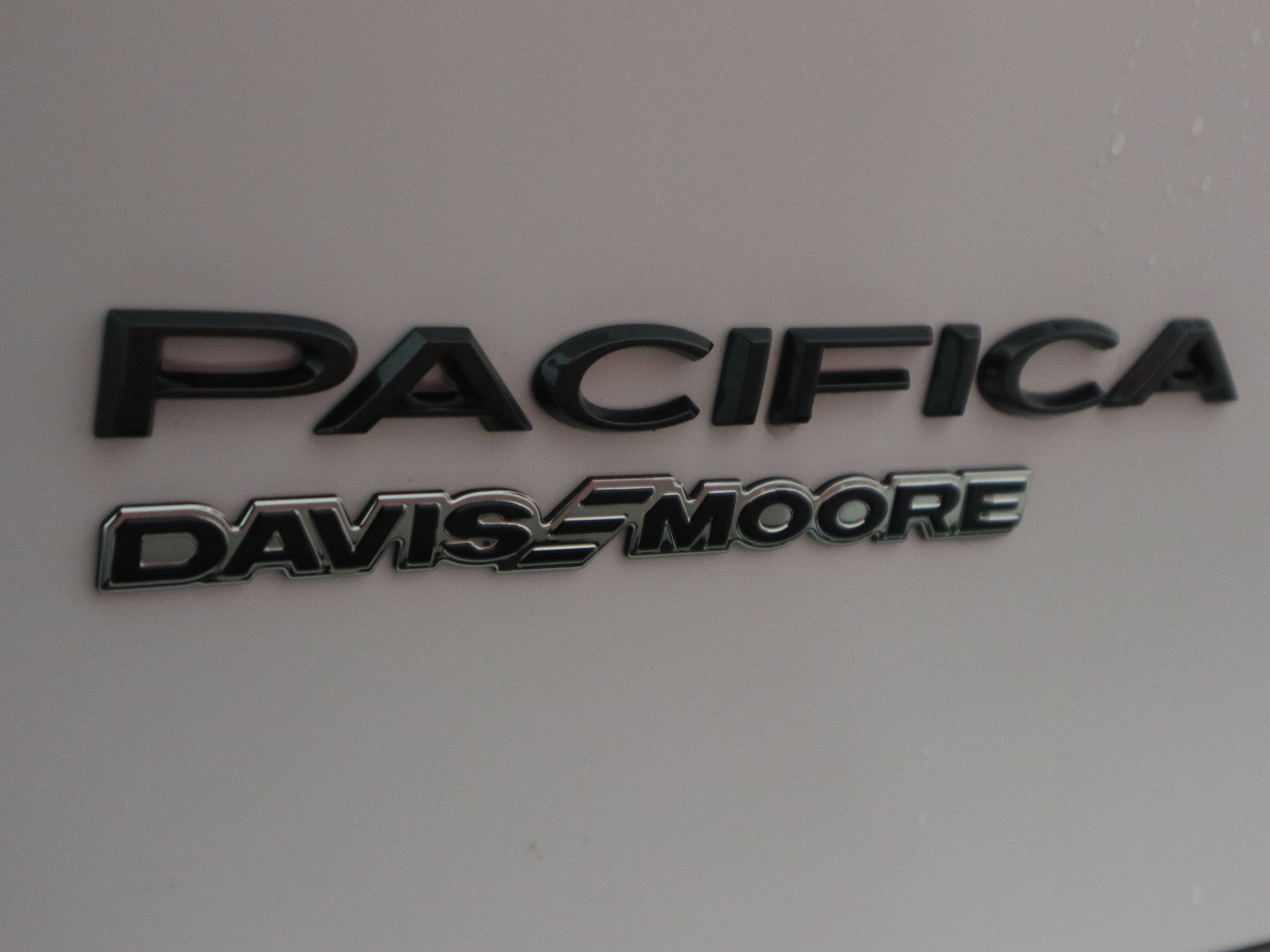 New 2026 Chrysler Pacifica Select image 36