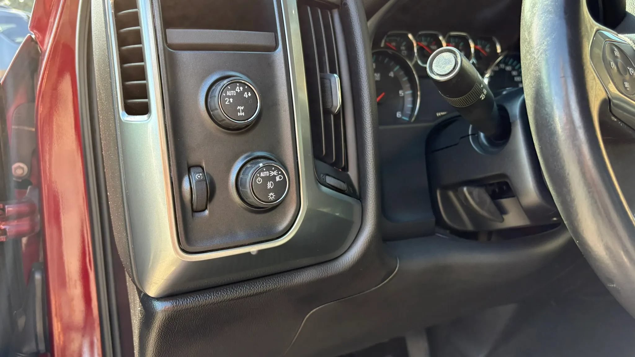 Used 2015 Chevrolet Silverado 1500 LT w/ All Star Edition AWD/4WD image 19