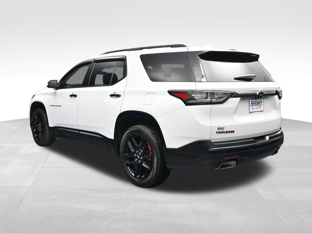 Used 2019 Chevrolet Traverse Premier w/ Redline Edition FWD image 3