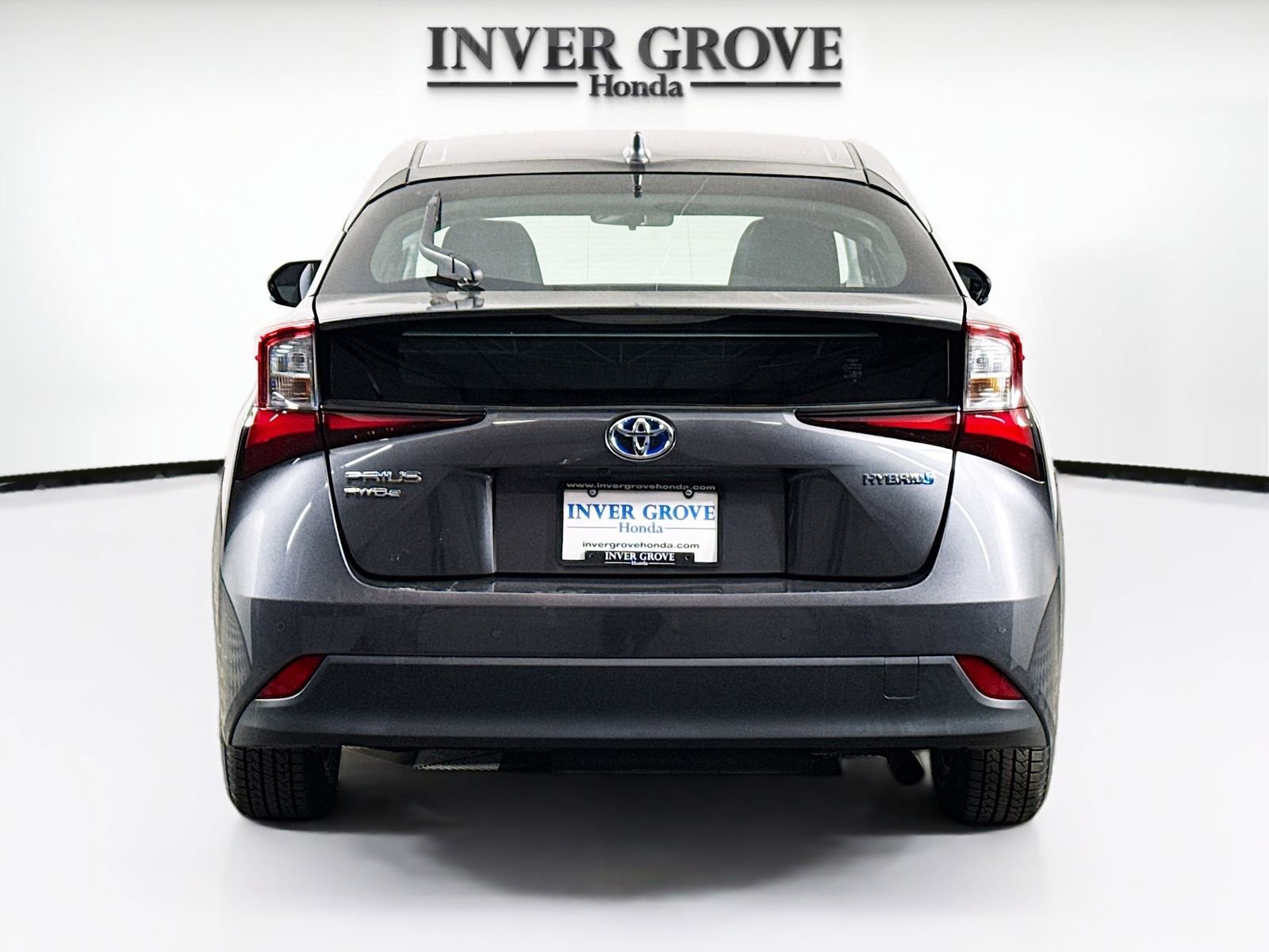 Used 2020 Toyota Prius LE AWD/4WD image 6