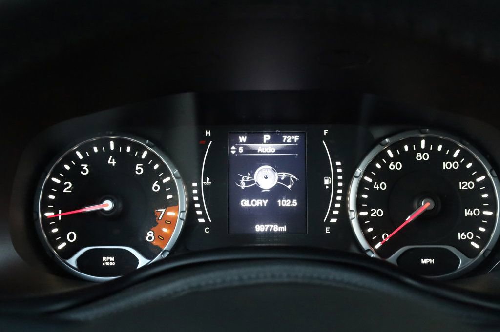 Used 2015 Jeep Renegade Latitude image 33