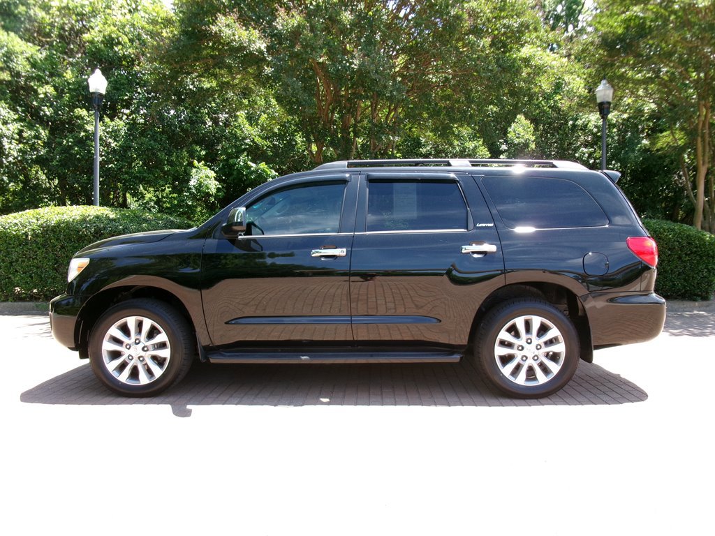 Used 2013 Toyota Sequoia Limited RWD image 8