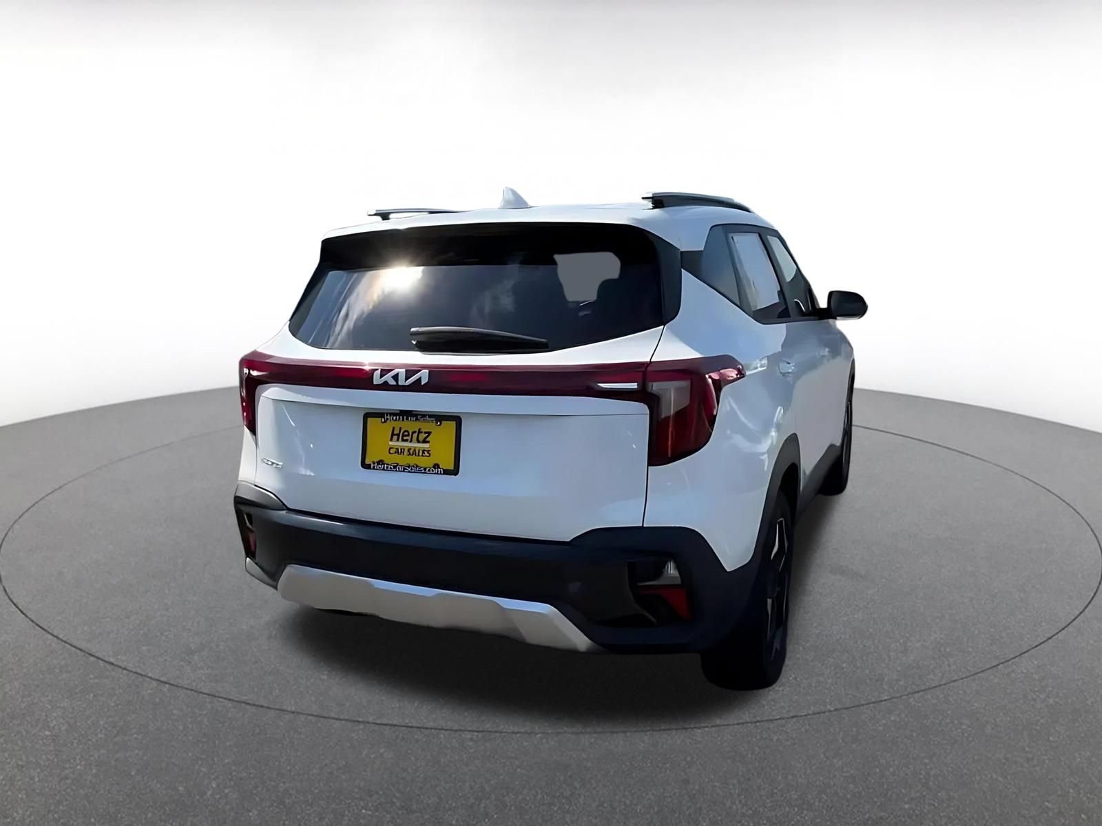 Used 2025 Kia Seltos S FWD image 13