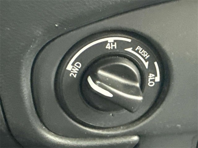 Certified 2023 Nissan Frontier SV image 18