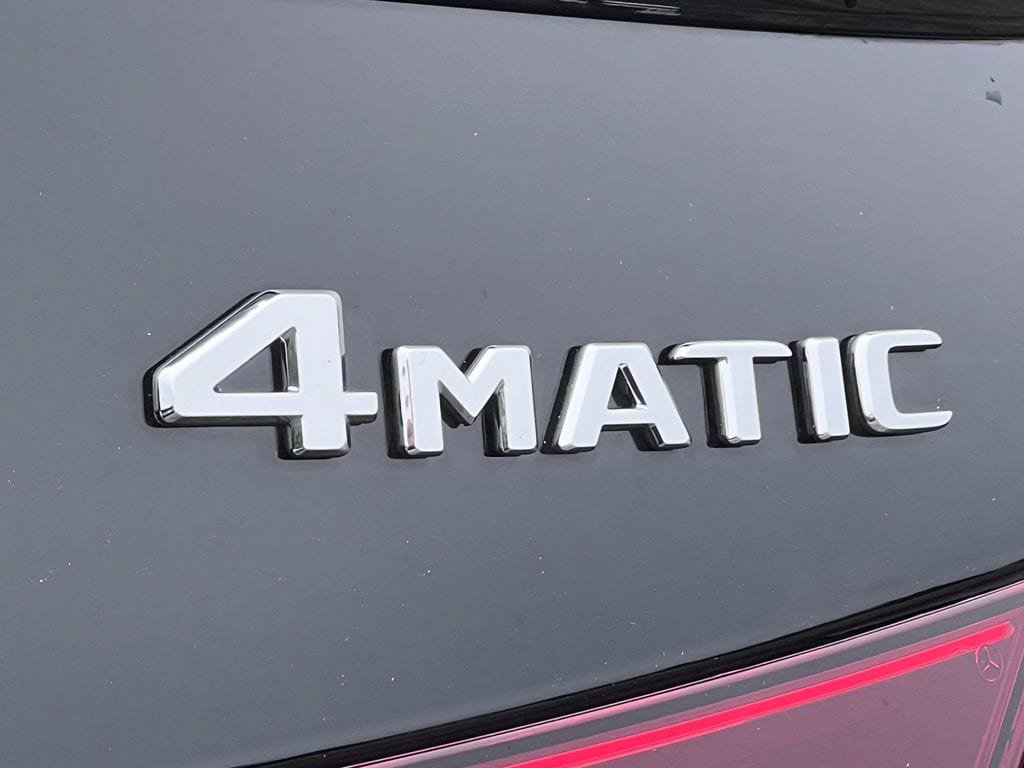 New 2024 Mercedes-Benz C 300 4MATIC Sedan image 32