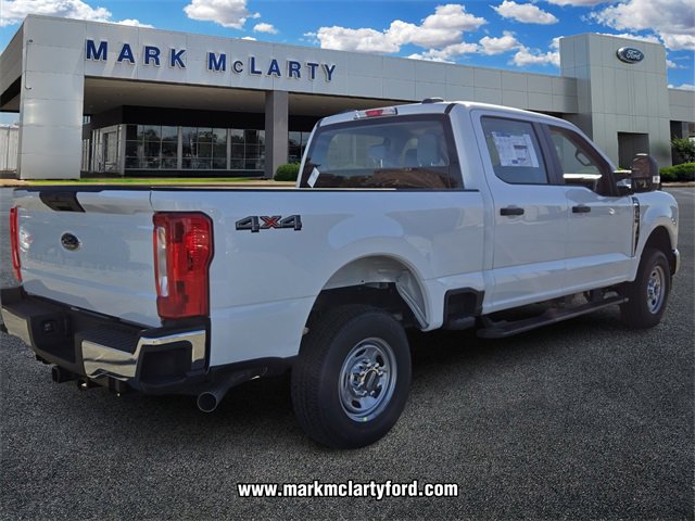 New 2026 Ford F250 XL w/ XL Chrome Package image 3