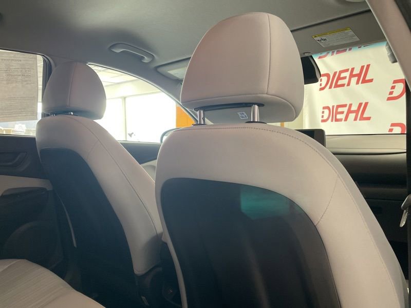 Used 2023 Hyundai Kona SEL w/ Cargo Package image 11