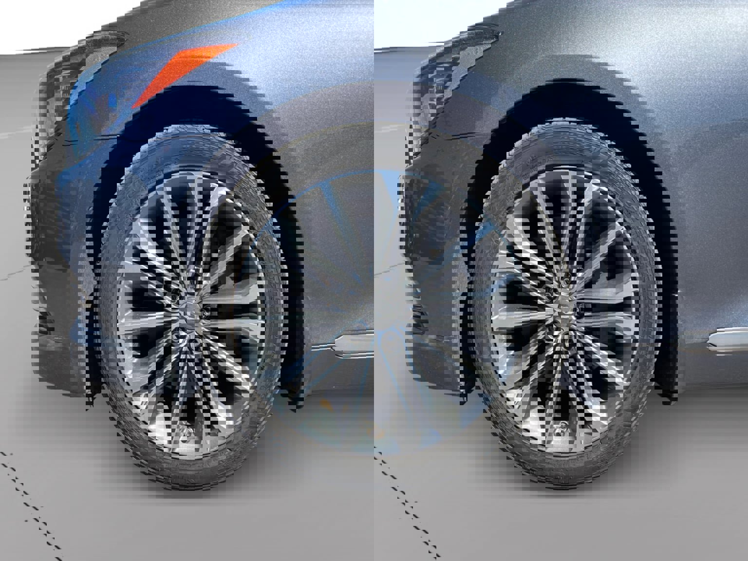 Used 2016 Hyundai Genesis 3.8 w/ Option Group 02 image 4