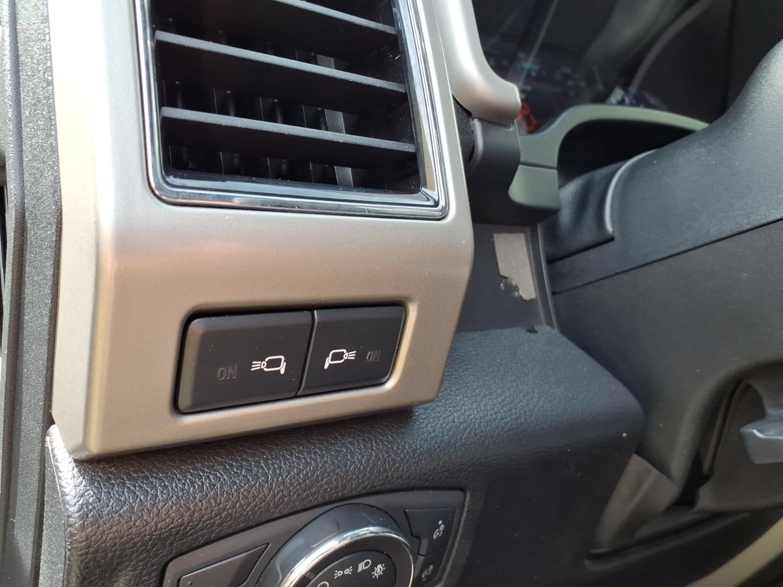 Used 2019 Ford F350 Lariat w/ Chrome Package AWD/4WD image 20