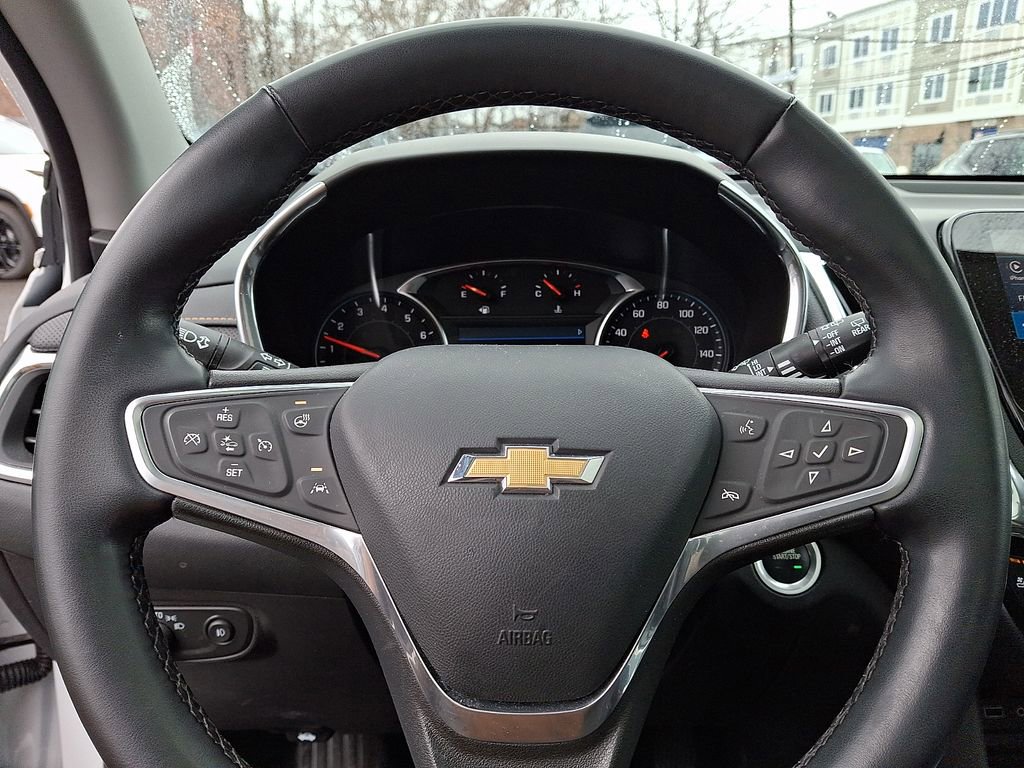 Used 2023 Chevrolet Equinox Premier image 19