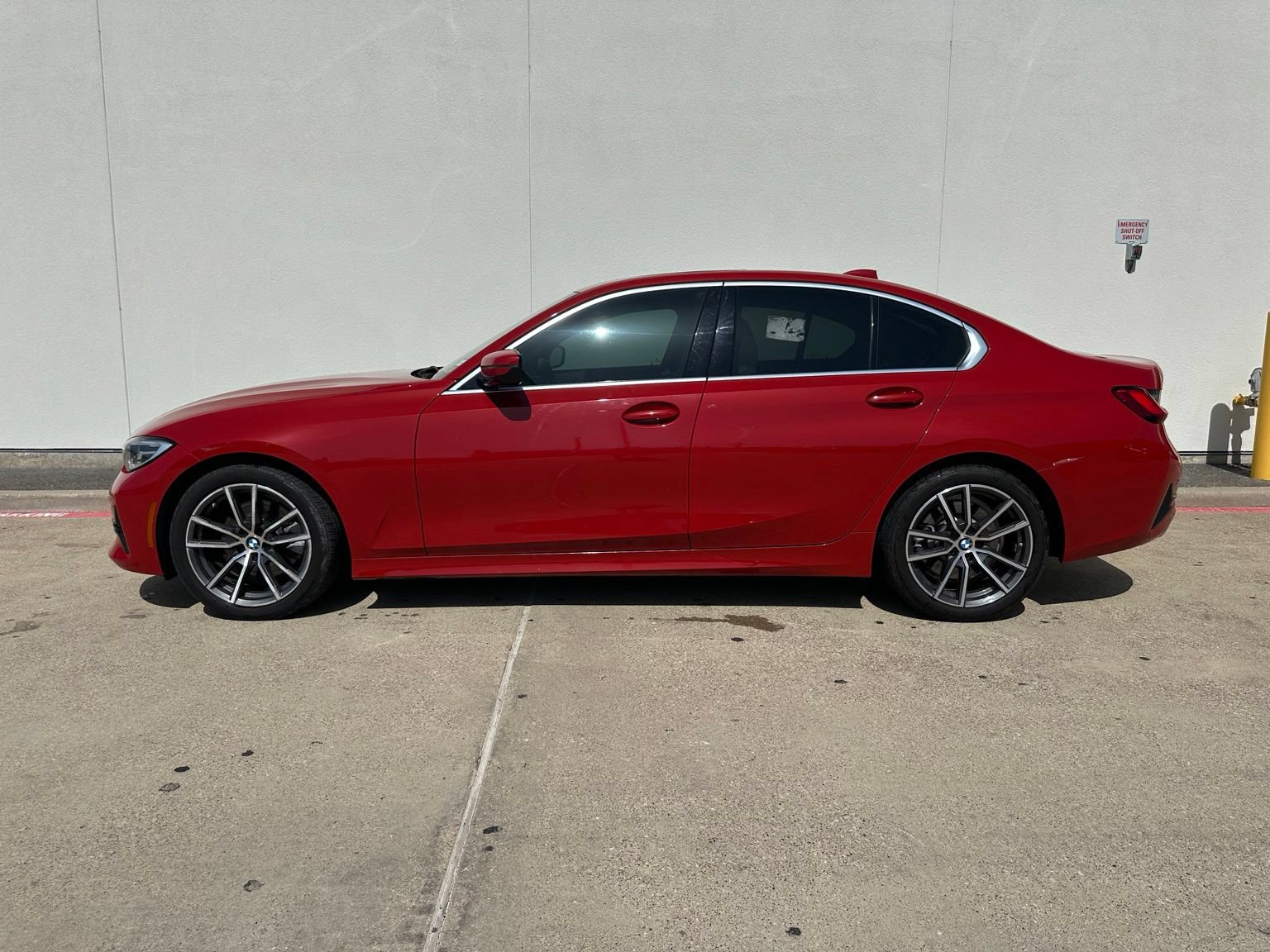 Used 2020 BMW 330i Sedan w/ Convenience Package RWD image 4
