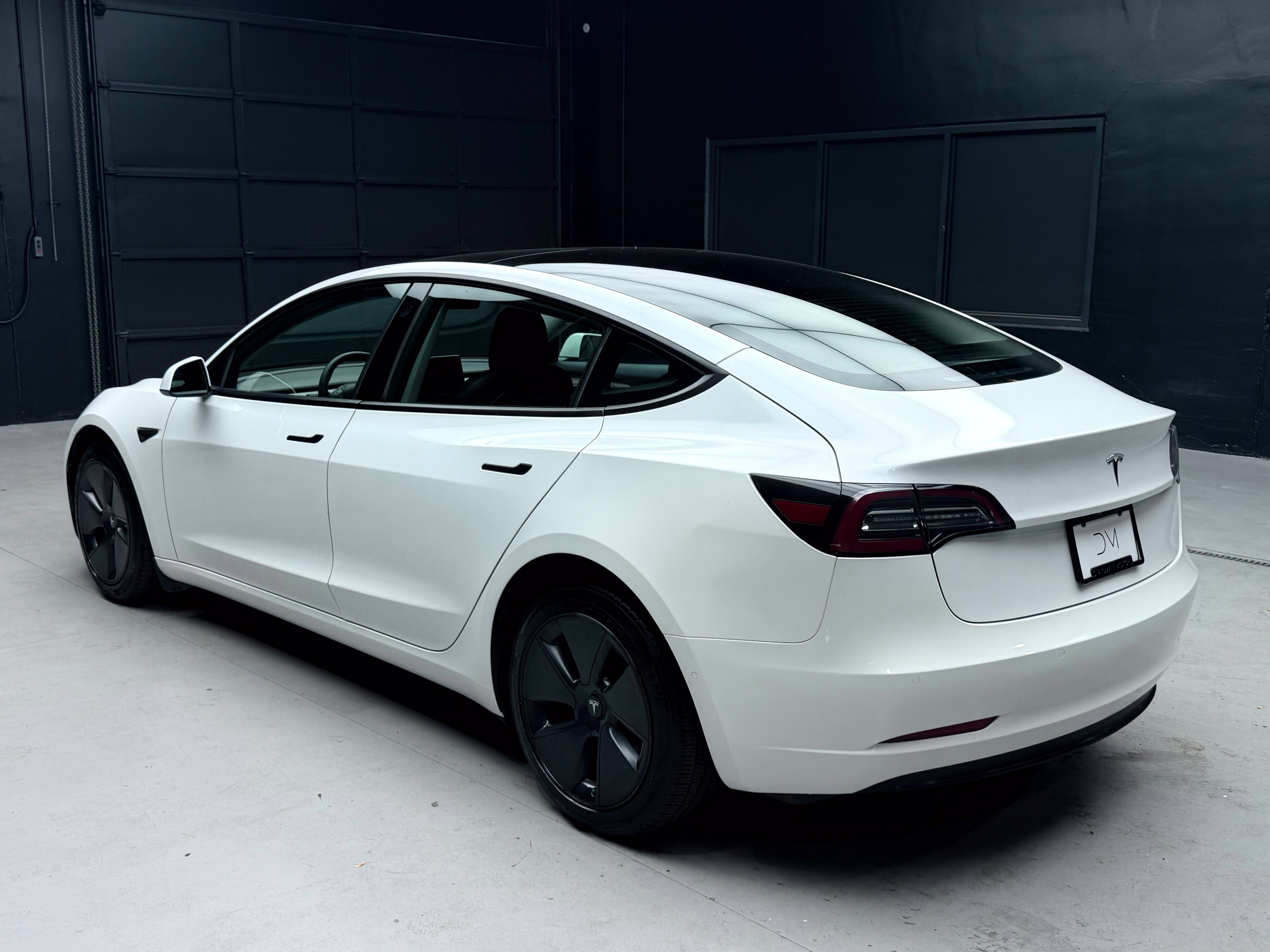 Used 2021 Tesla Model 3 Standard Range Plus RWD image 5