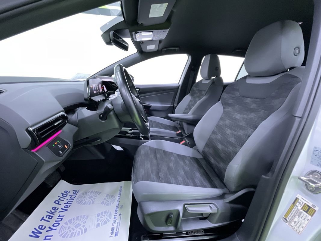 Used 2022 Volkswagen ID.4 Pro image 17