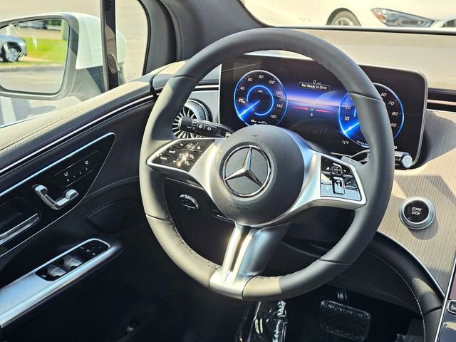 New 2026 Mercedes-Benz EQE 320 4MATIC SUV image 30