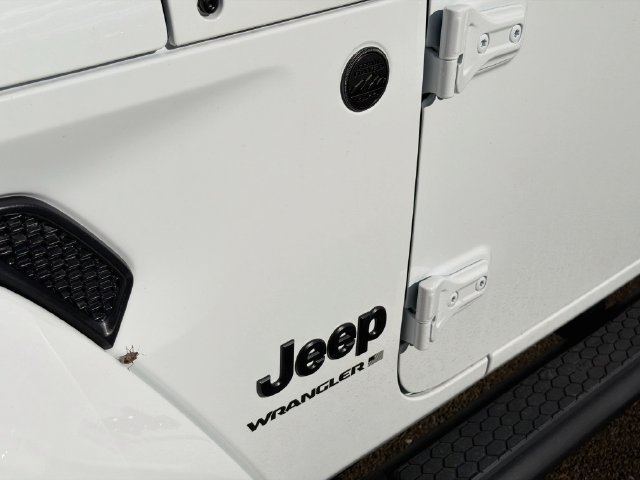 New 2027 Jeep Wrangler Unlimited Sahara AWD/4WD image 23