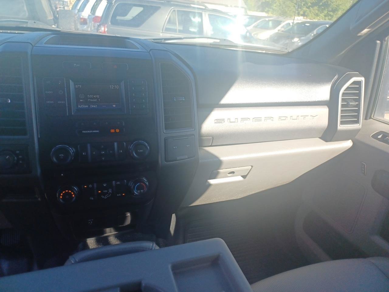 Used 2018 Ford F250 XL w/ Power Equipment Group AWD/4WD image 36