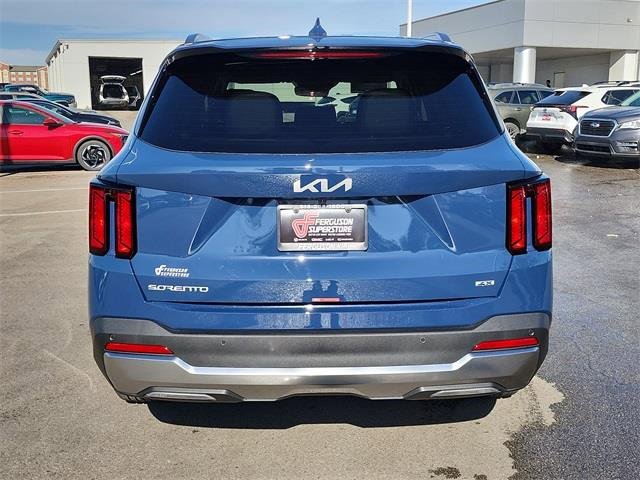 New 2026 Kia Sorento S image 4